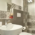 True Colors Apartments Cipro