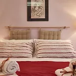 True Colors Apartments Cipro